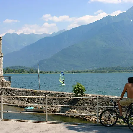 Porto Blu * Gera Lario
